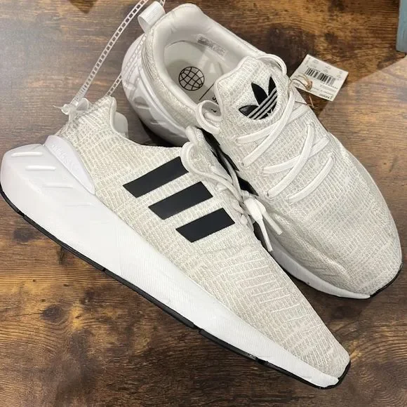 NWT Adidas Unisex Shoes Adidas Originals Swift Run Pure Boost Ultra Sneakers - Picture 2 of 7